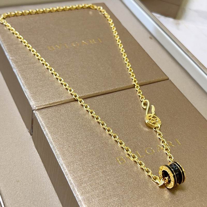 Bvlgari necklace 01yxx173